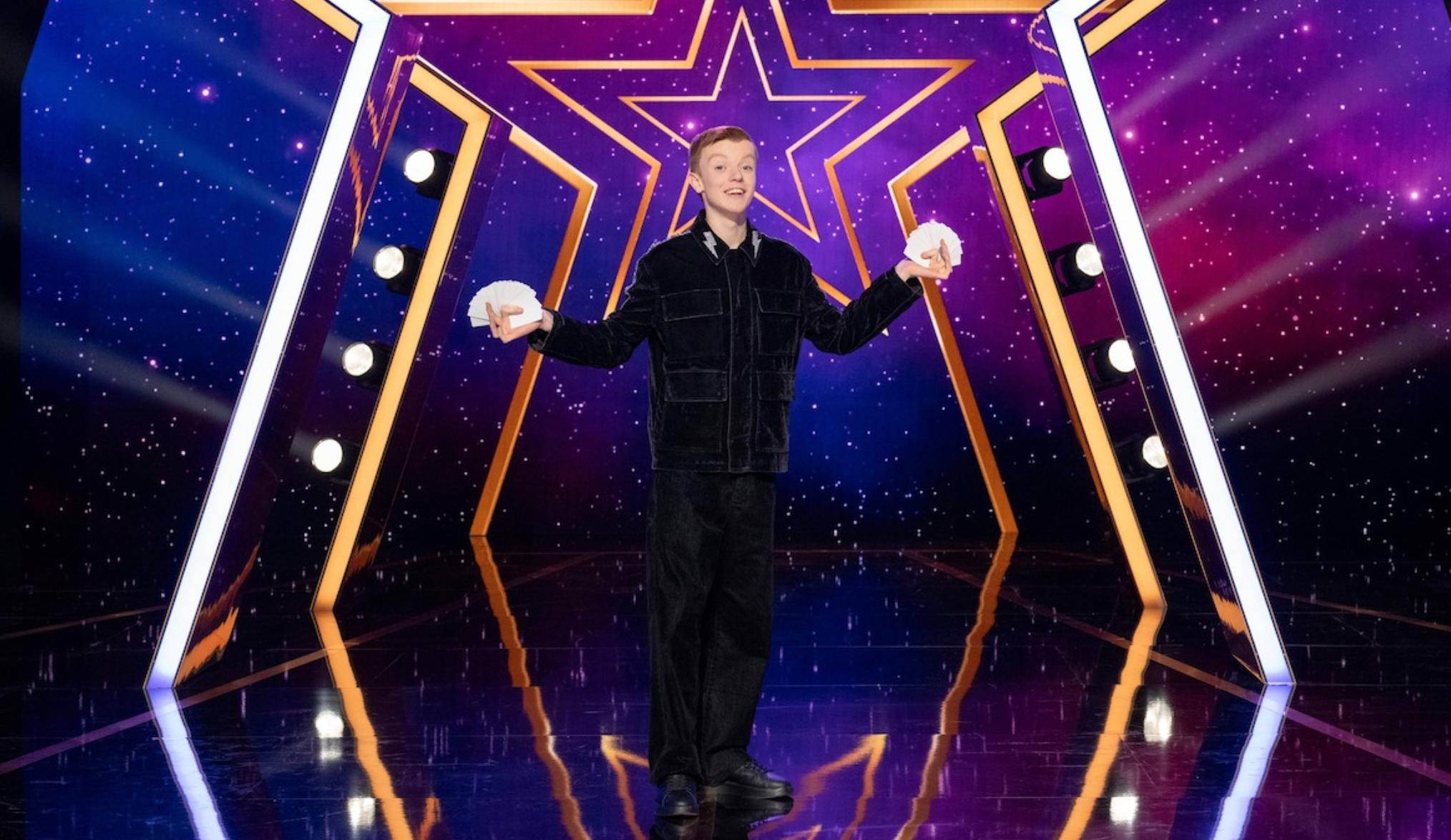 Harry Merlin Piper on Netflix Star Search stage